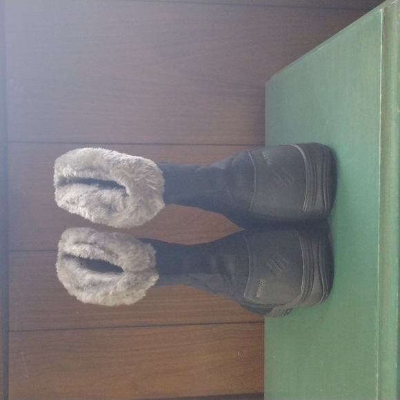 Columbia Women's Ice Maiden II Slip Winter Boot - Picture 2 of 6